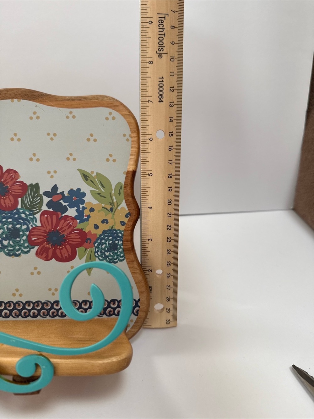 Pioneer Woman Recipe Book Holder - Picture 8 of 9